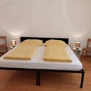 Ferienunterkuenfte In Sievering Mit Self-check-in Appartamento